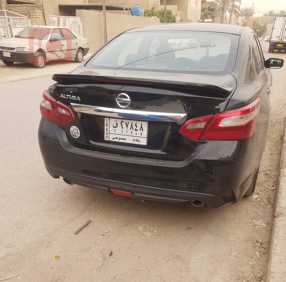 نيسان ألتيما